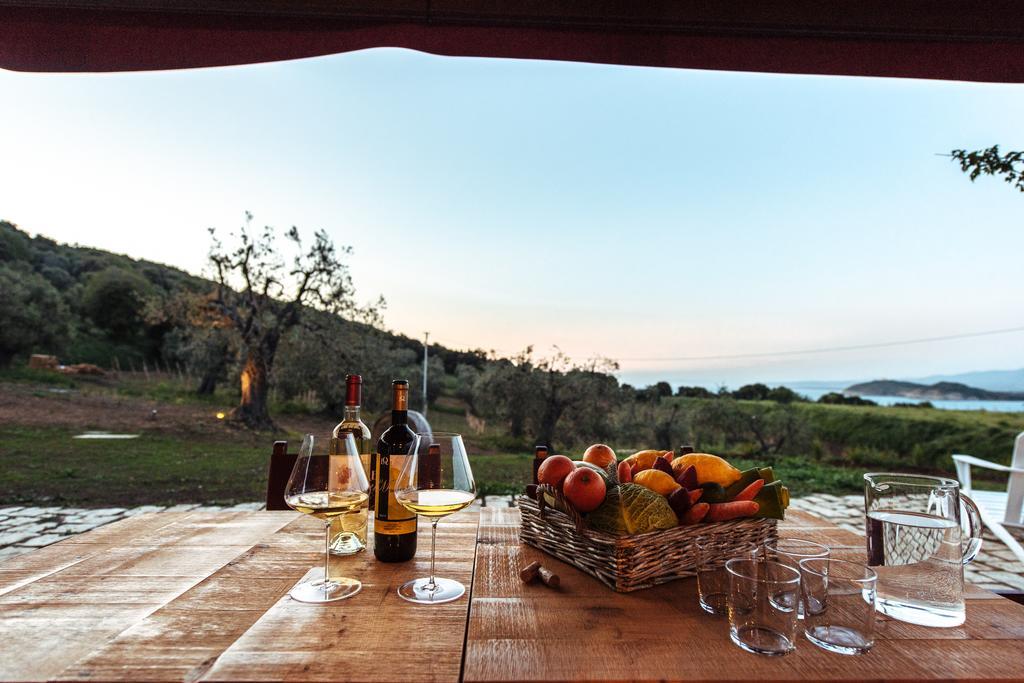 Torre Di Baratti Bio Resort Populonia Exterior photo
